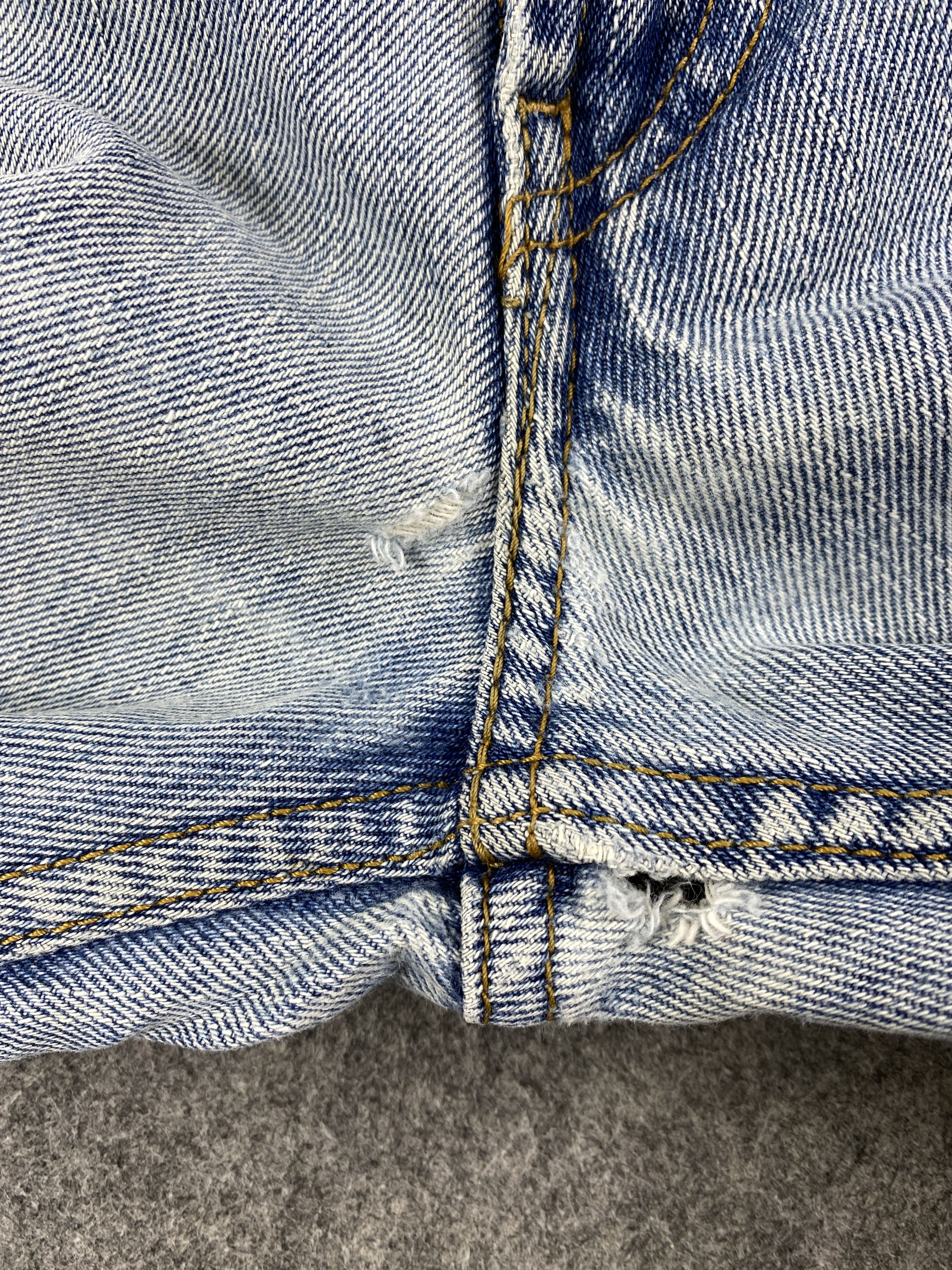 Levi's Light Blue Wash Vintage Levi's 550 36x35 Denim -JN1797 Size US 36 / EU 52 - 10 Thumbnail