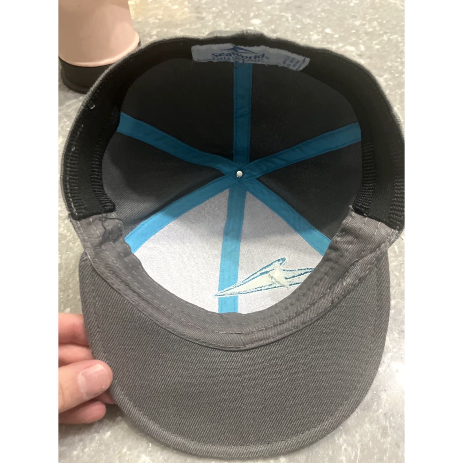 Vintage SeaWorld Adventure Park Hat Cap L/XL Adult Stretch Fit Gray Blue Embroidered SeaWorld Logo Baseball Cap Mens Size ONE SIZE - 6 Thumbnail