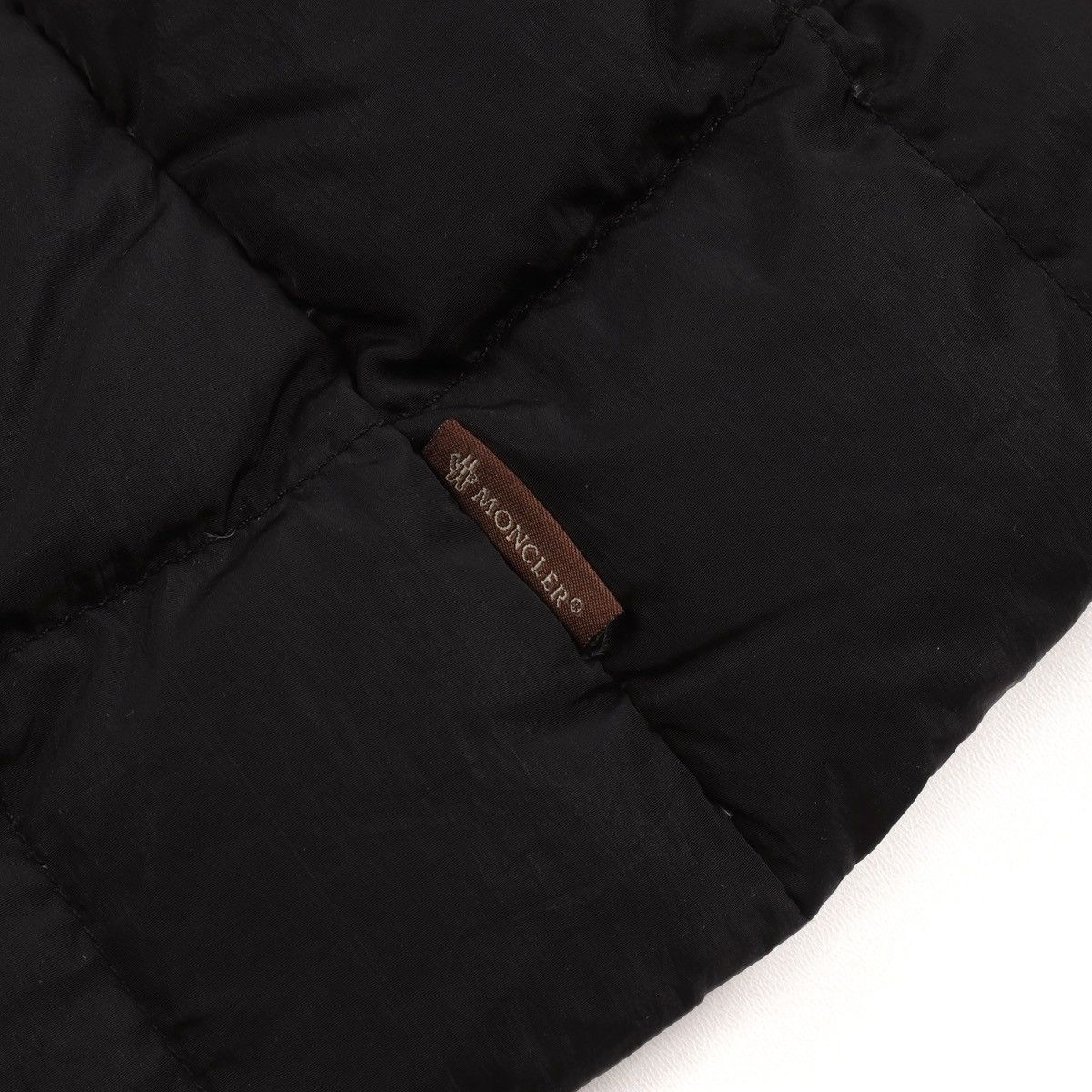 Moncler Women’s Moncler Long Down Coat Quilted Jacket Black Size: 0 Size XS / US 0-2 / IT 36-38 - 9 Thumbnail