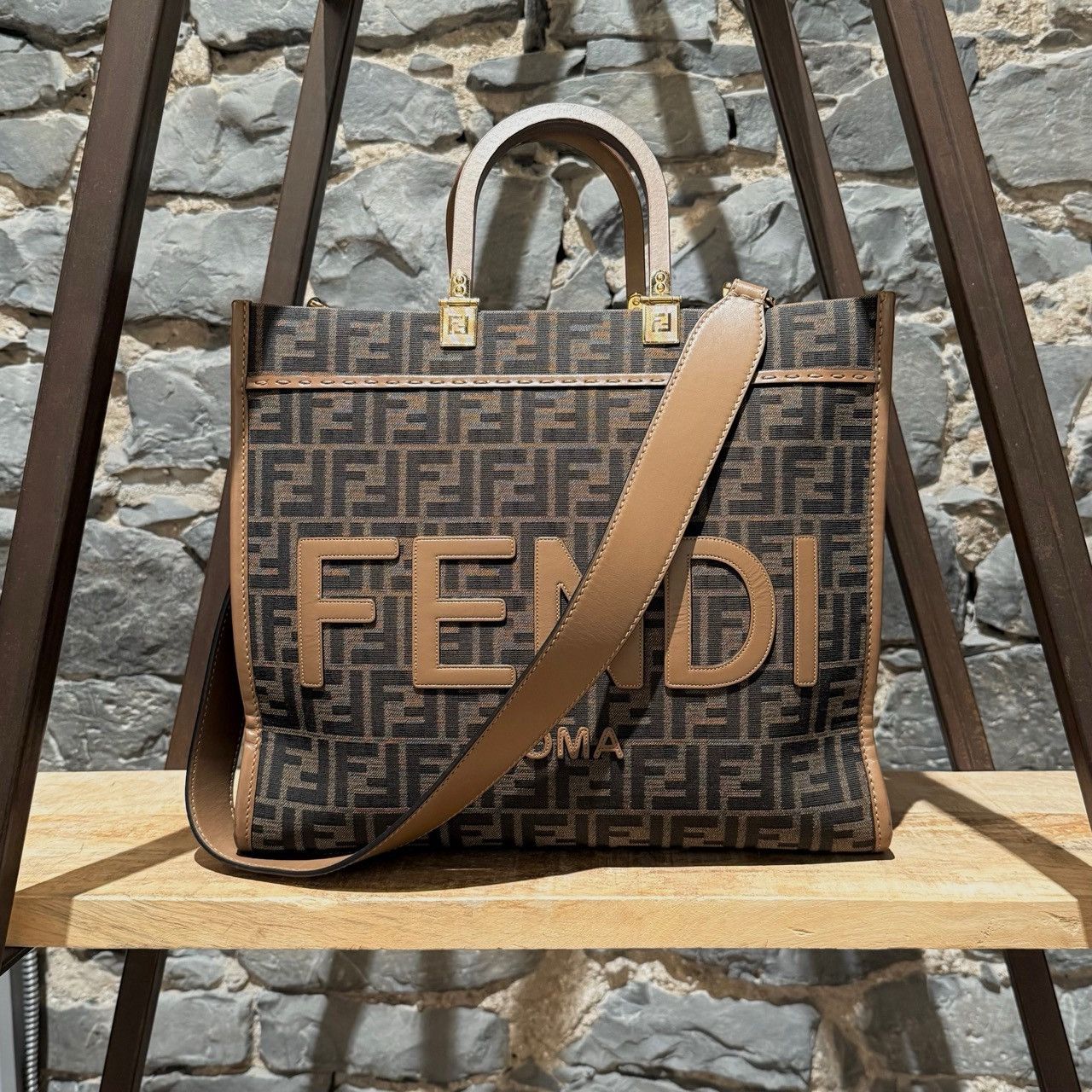 Fendi Fendi Sunshine Medium FF Jacquard Tote Bag Size ONE SIZE - 1 Thumbnail