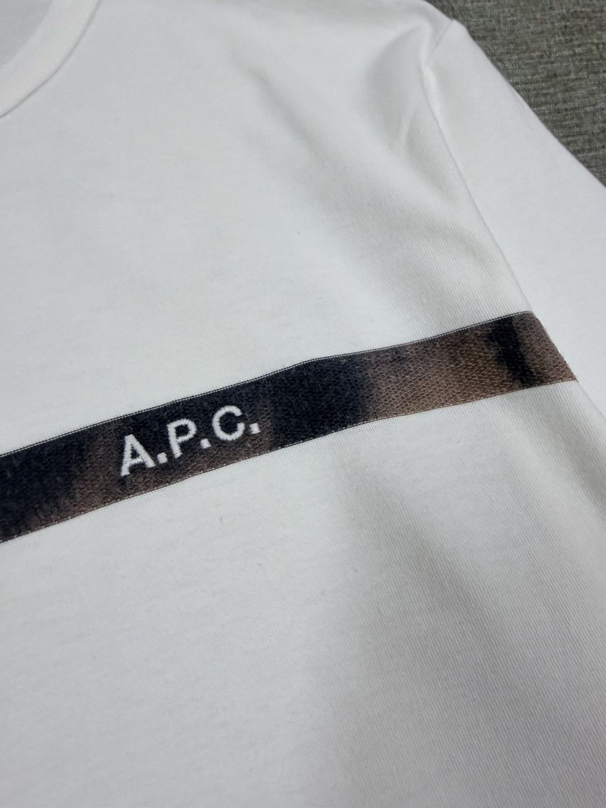 A.P.C. A.P.C Stripe Trim T-Shirt Size US M / EU 48-50 / 2 - 13 Thumbnail