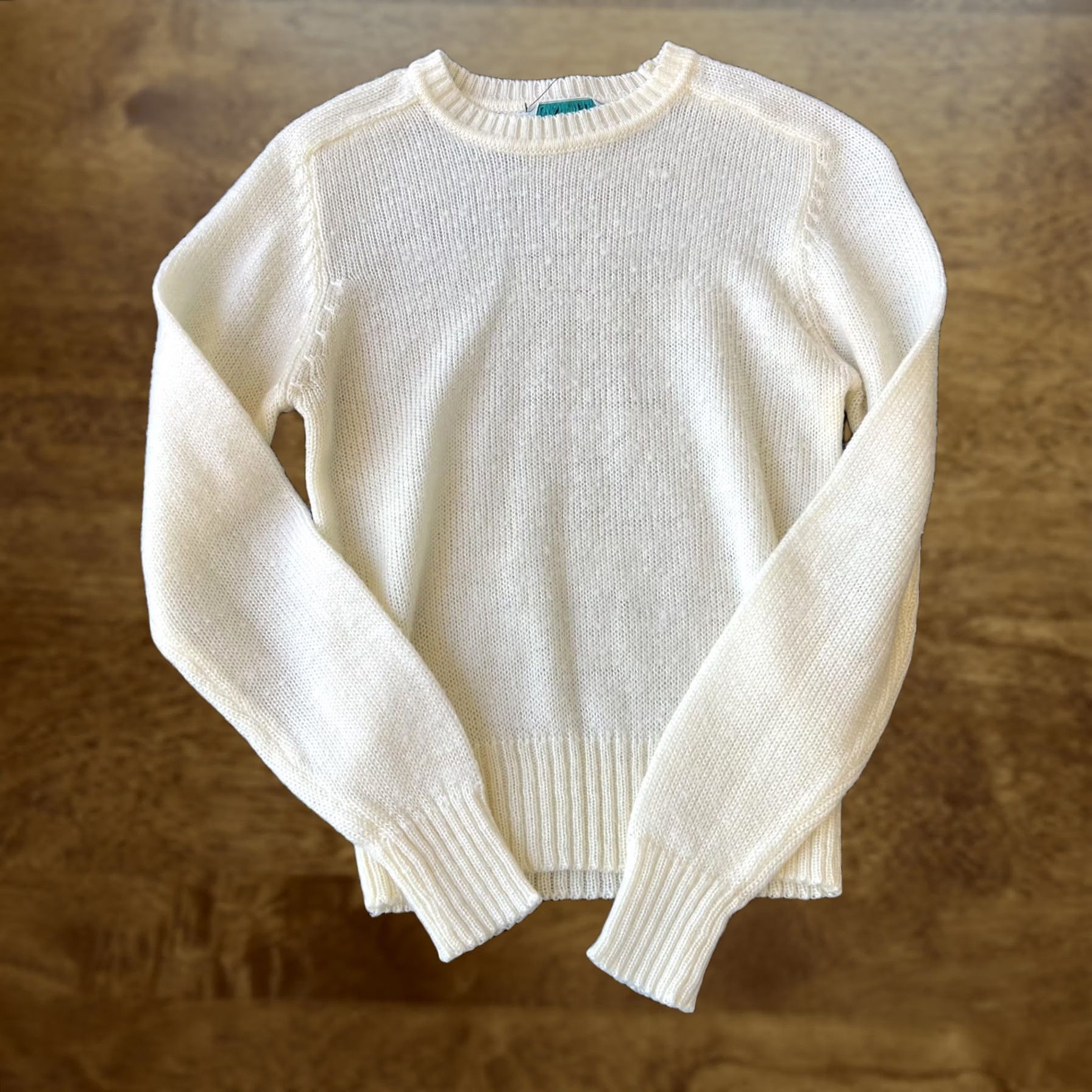 Vintage C.V. Ltd. Sweater Womens Medium White Crewneck Pullover Knit Cozy Classic Wool Blend Raglan Sleeve Lightweight Size S / US 4 / IT 40 - 1 Thumbnail