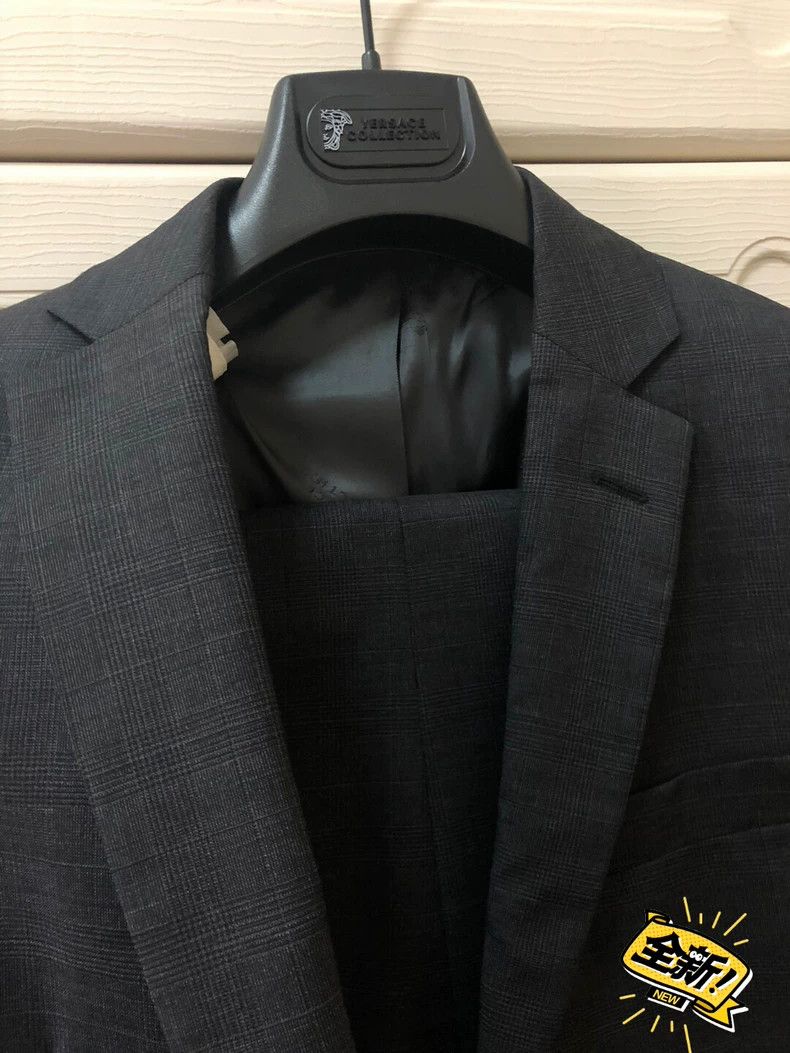 Versace Versace Grey suit formal attire Size US S / EU 44-46 / 1 - 1 Thumbnail