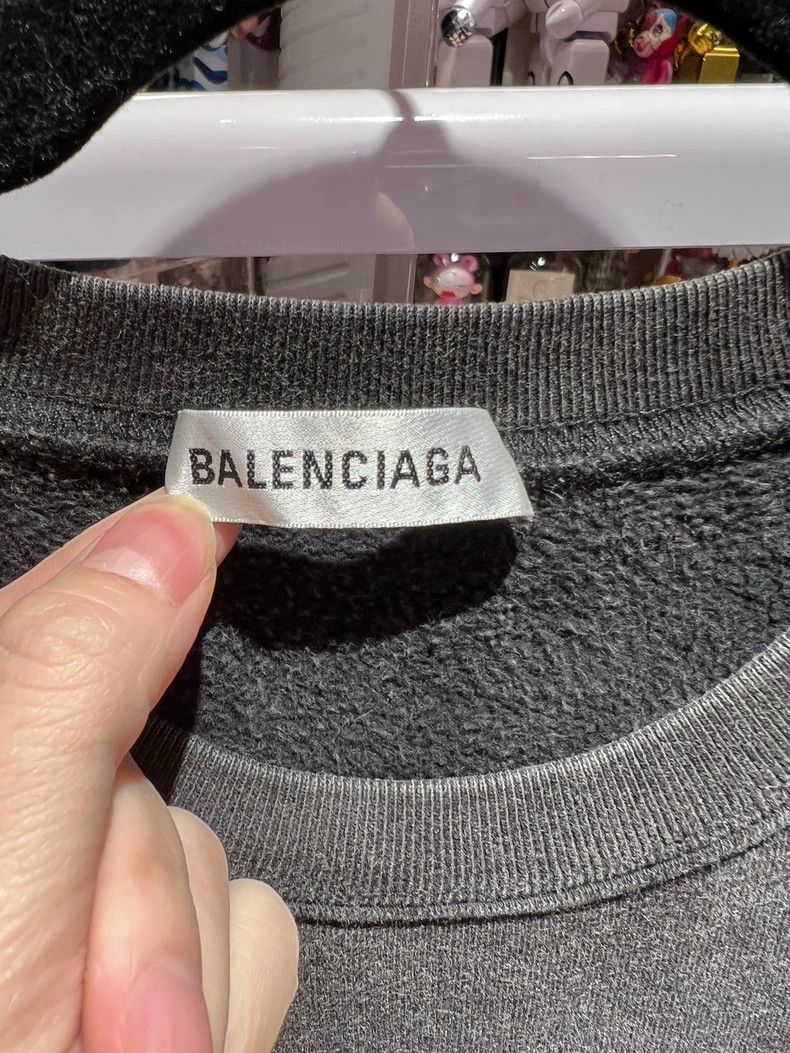 Balenciaga Balenciaga Out of Print Washed Grey Zip-Up Hoodie - Person Size US S / EU 44-46 / 1 - 2 Thumbnail
