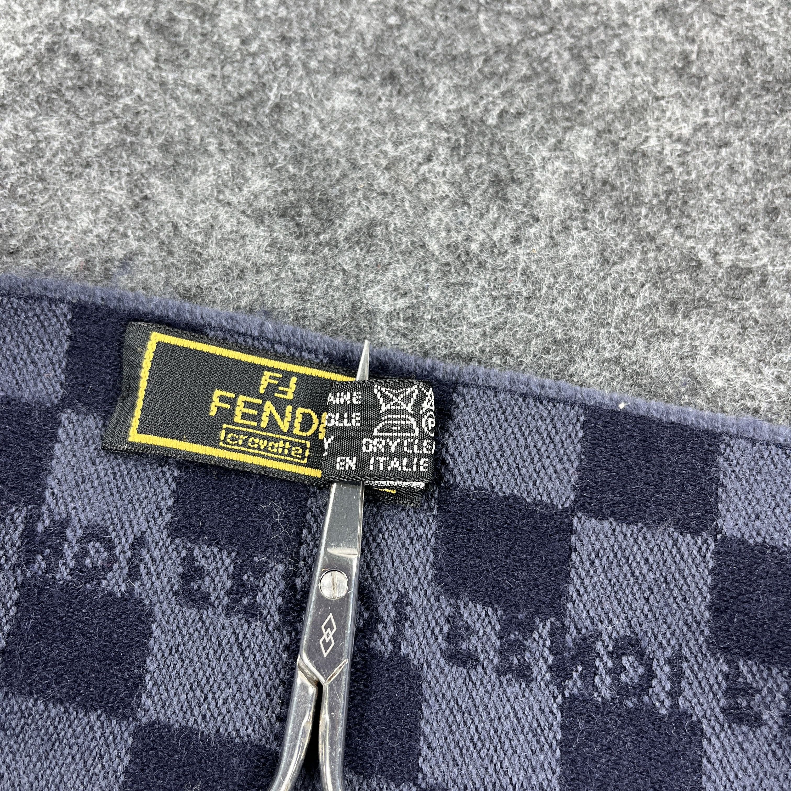 Fendi Fendi Scarf / Muffler / Neckwear T1341 Size ONE SIZE - 6 Thumbnail