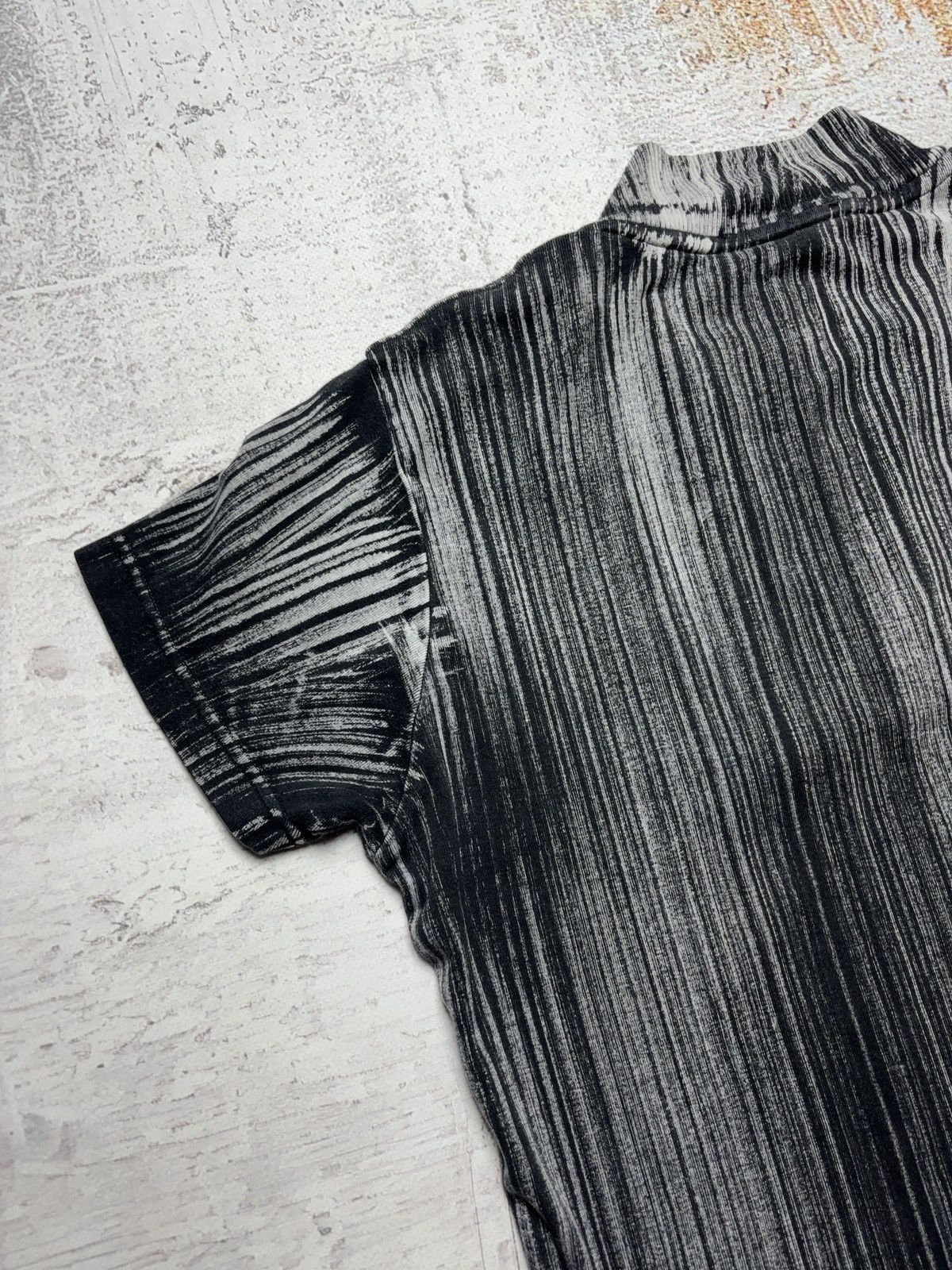 Vintage Avant Garde archive vintage zip up t-shirt Size US M / EU 48-50 / 2 - 7 Thumbnail