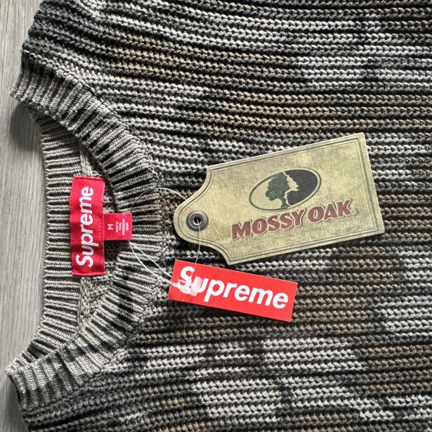 Supreme Sweater Old English Printed Camo