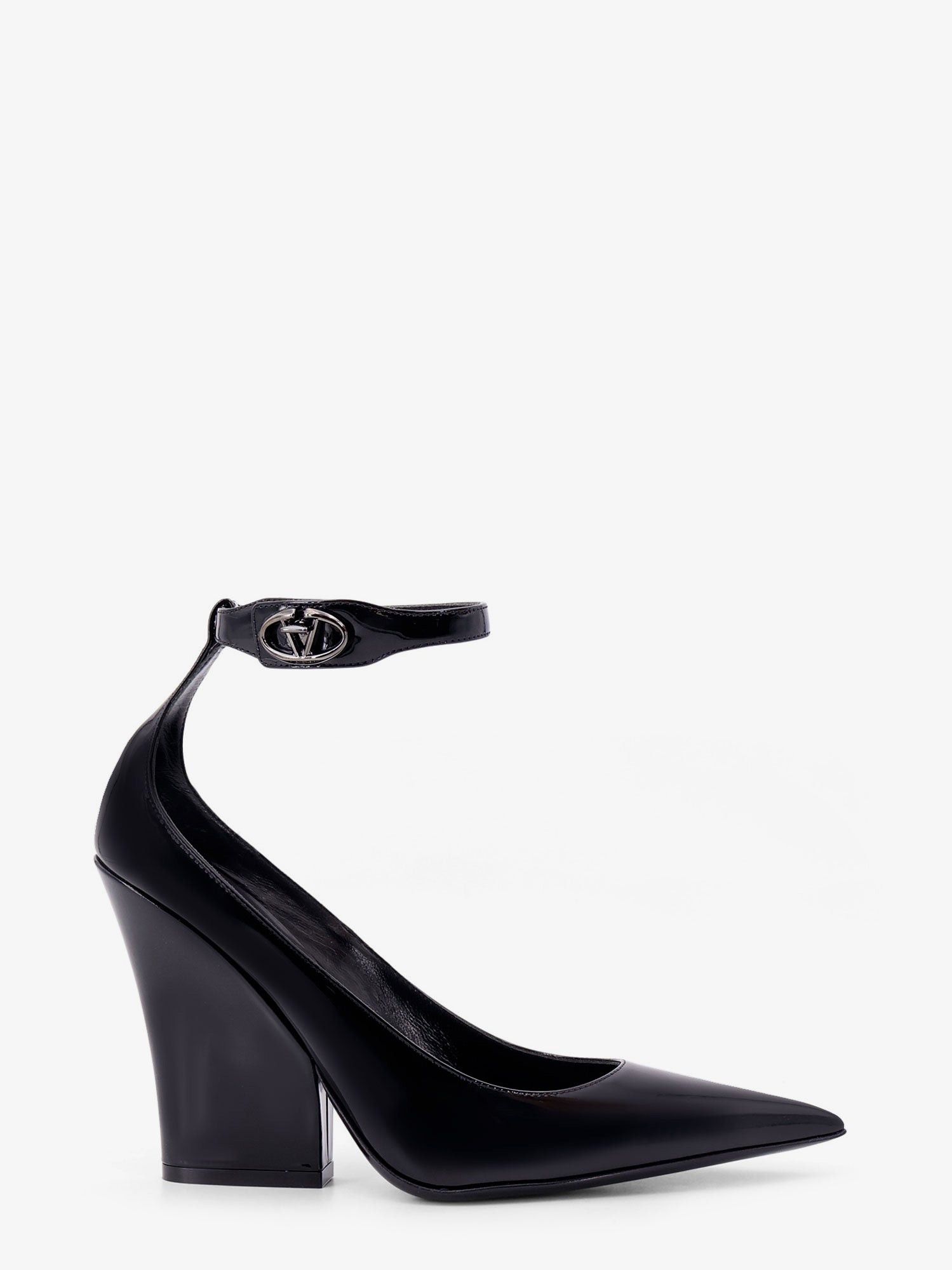 Valentino Garavani cheapest platform pump Heels 36 6 black leather