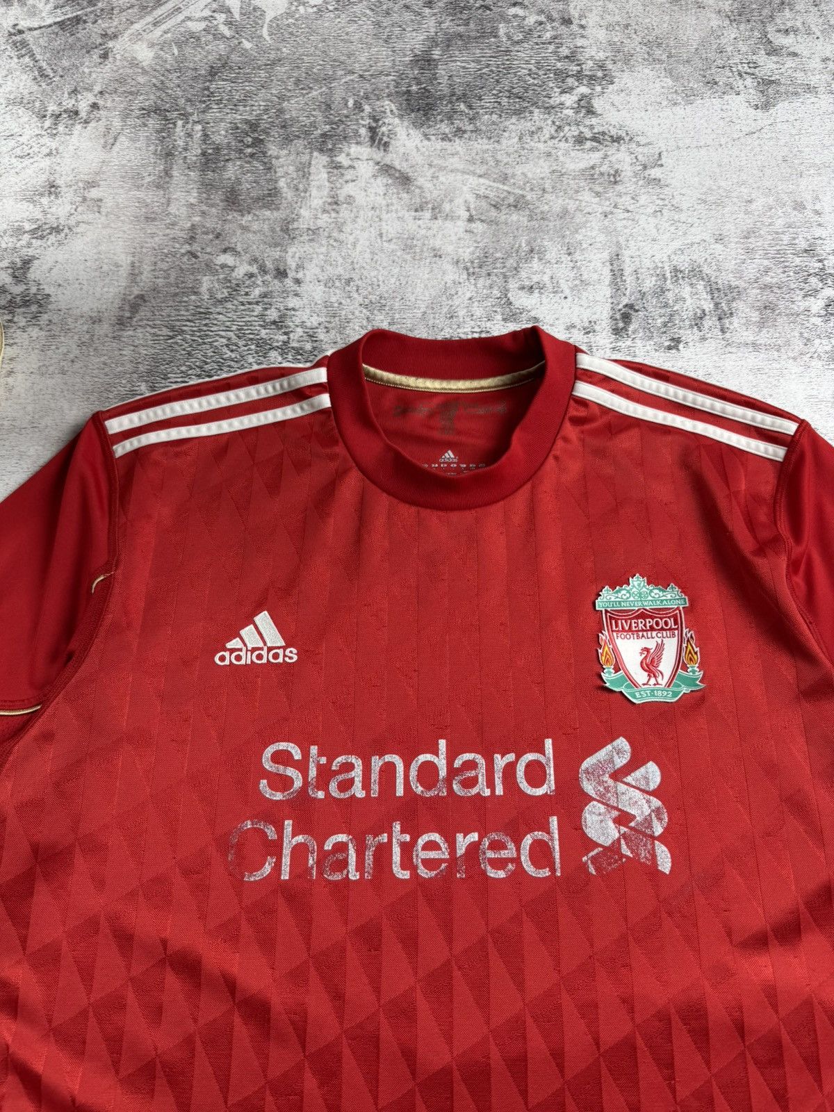 Adidas LIVERPOOL VINTAGE Red 2020/2012 Gerrard Adidas Soccer Football Shirt Jersey Kit Size US L / EU 52-54 / 3 - 8 Thumbnail