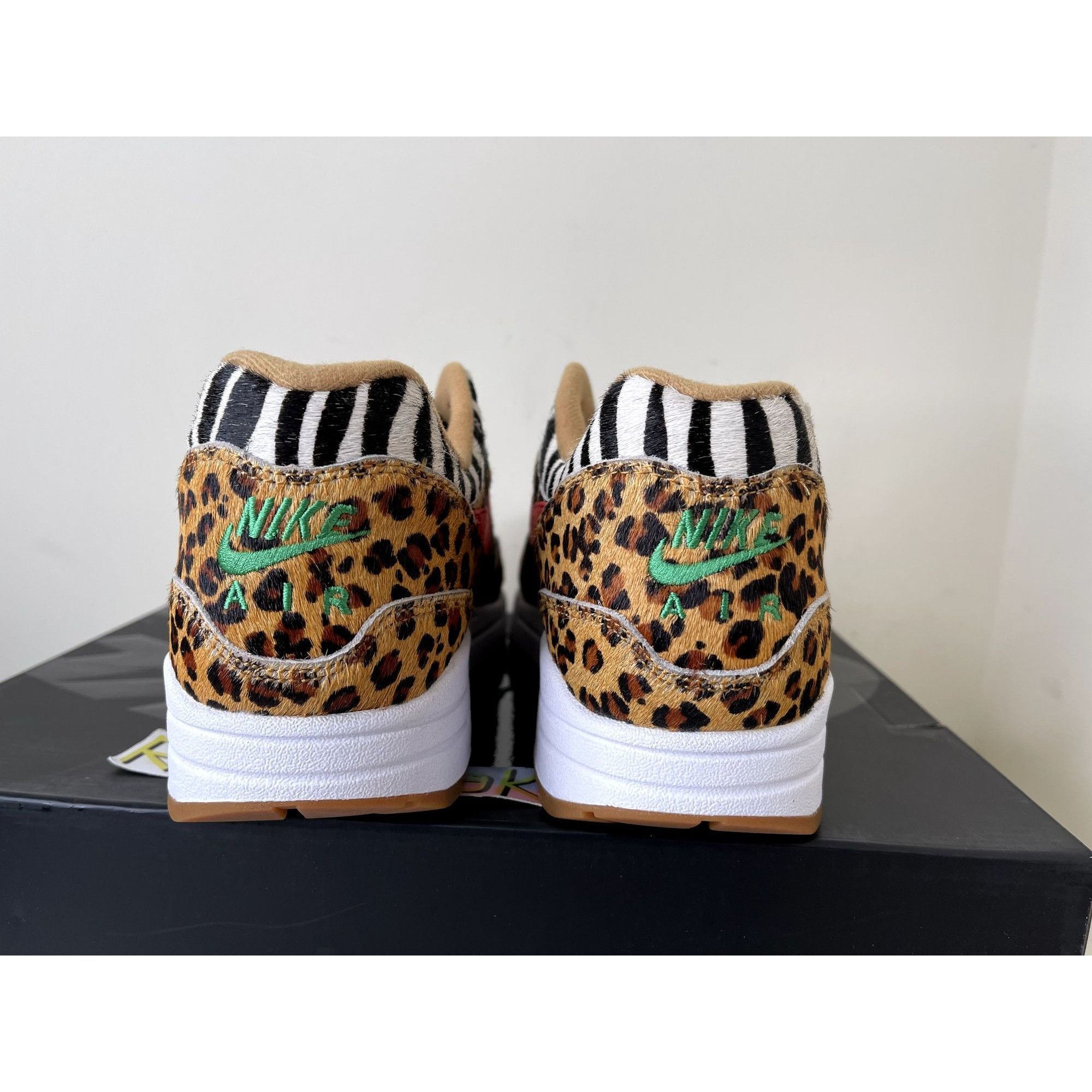 Nike Nike Air Max 1 DLX Atmos Animal Pack 2.0 2018 Mens 9.5us Size US 9.5 / EU 42-43 - 5 Thumbnail