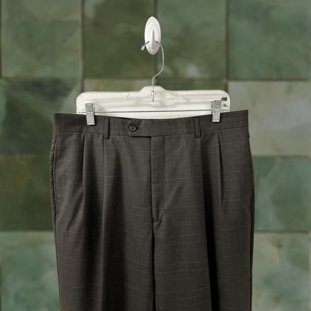 Jos. A. Bank VINTAGE? No; Jos A Bank Windsor Pants 35x37 Wool Pleated Dress Pants Gray 100% Wool YKK Buttons Mens Regular Straight Inseam Unhemmed Navy? Size US 35 - 1 Thumbnail
