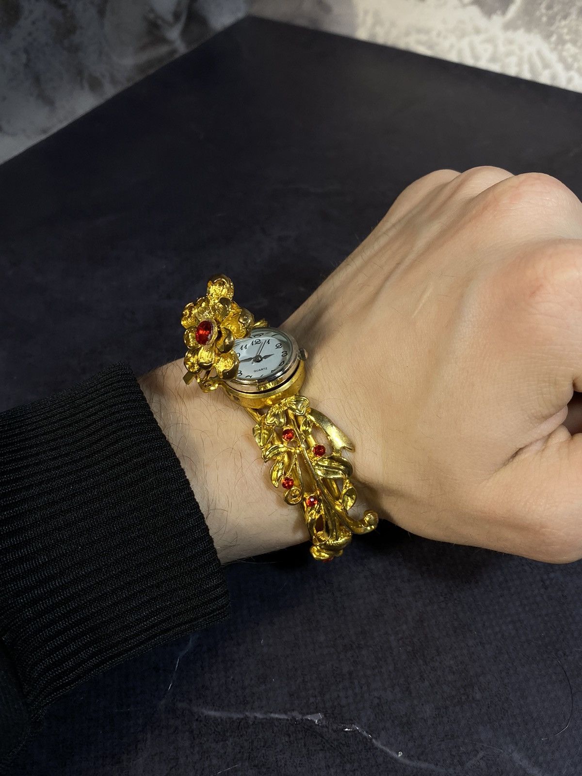 Jewelry Vintage Gold Ornate Bracelet Watch, Japanese Brand Size ONE SIZE - 1 Thumbnail
