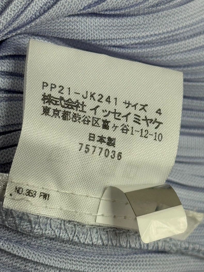 Issey Miyake Issey Miyake size:4 Grey pleated top Size M / US 6-8 / IT 42-44 - 5 Thumbnail