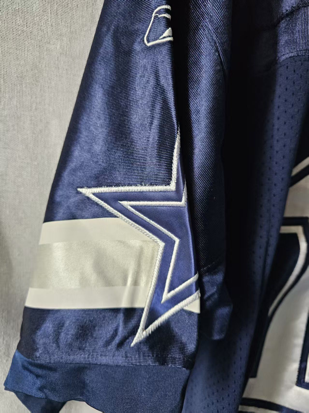 NFL Dallas Cowboys #11 Williams Jersey Size US XL / EU 56 / 4 - 7 Thumbnail