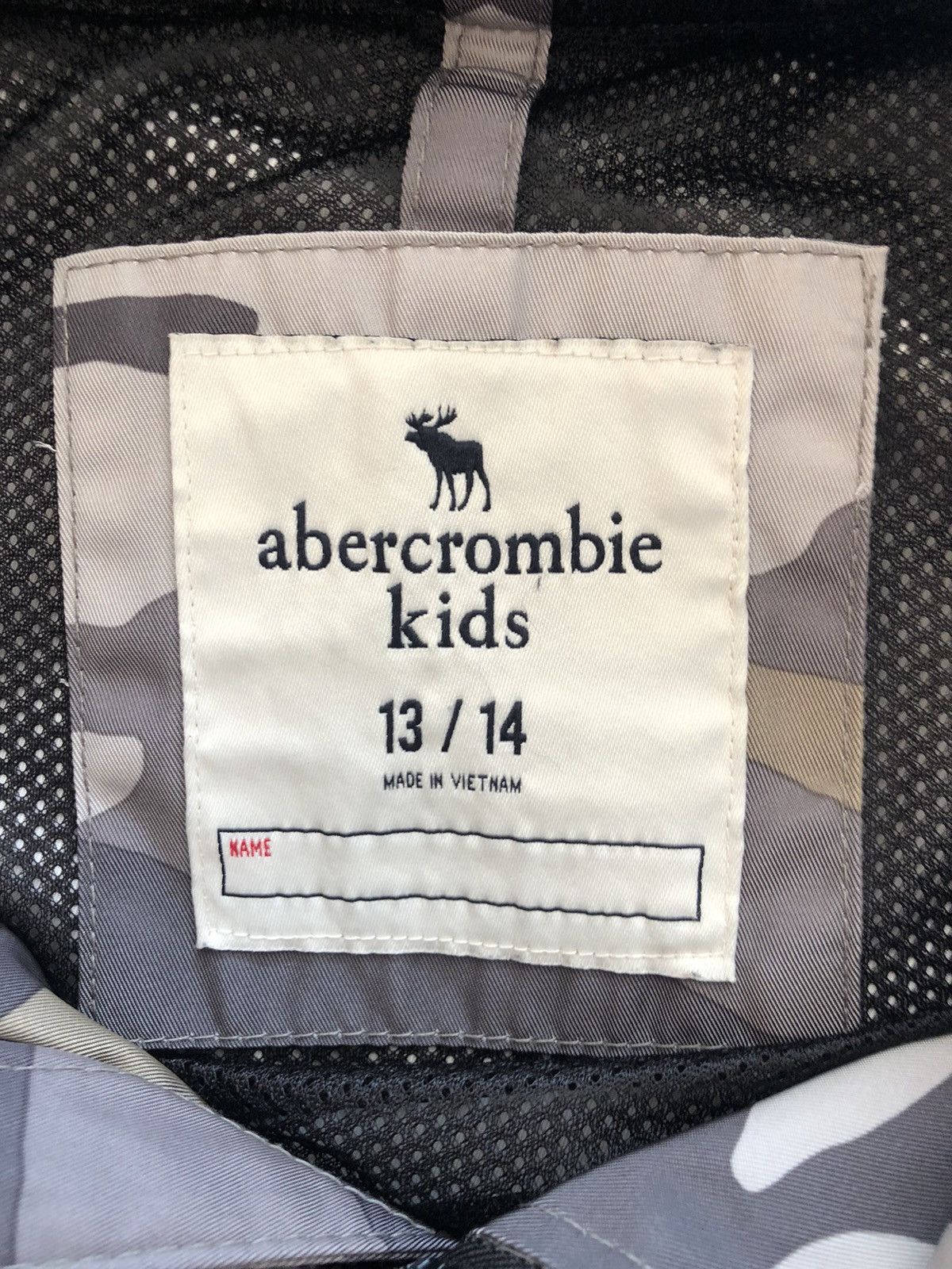 Abercrombie & Fitch ABERCROMBIE & FITCH VINTAGE CAMO LIGHT JACKET Size US S / EU 44-46 / 1 - 3 Thumbnail