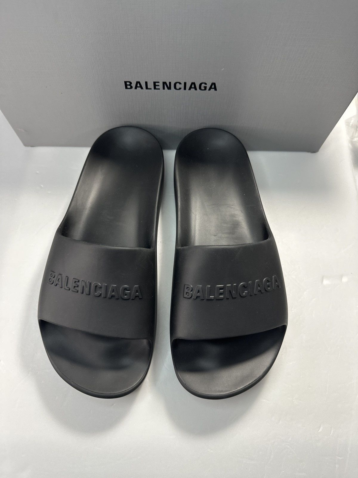 Balenciaga Balenciaga WOMEN'S CHUNKY SLIDE SANDAL IN BLACK rubber Size US 11 / IT 41 - 13 Thumbnail