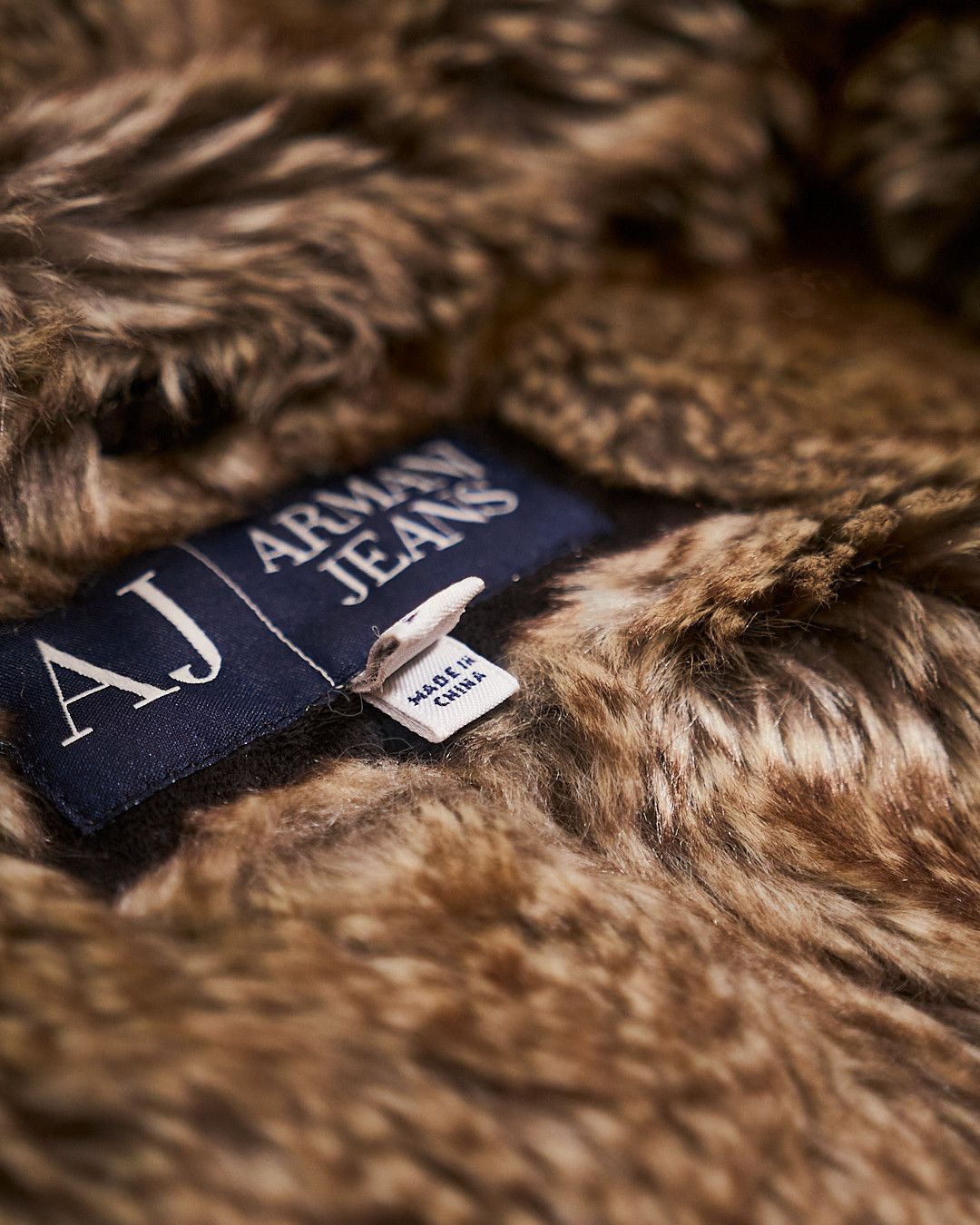Giorgio Armani 1990s Fur-Lined Gamuza Hoodie Size US M / EU 48-50 / 2 - 12 Thumbnail