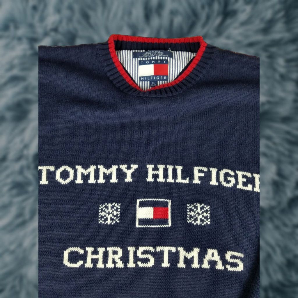 Tommy Hilfiger VINTAGE Tommy Hilfiger Christmas Knit Sweater Mens XL Blue Crewneck 90s VTG Rare Size US XL / EU 56 / 4 - 1 Thumbnail