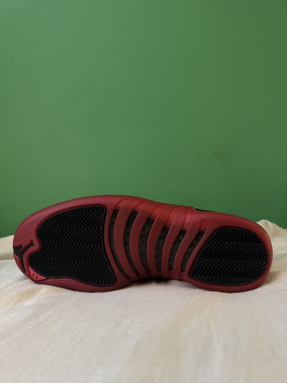 Jordan Brand Jordan 12 flu game 2025 Size US 11.5 / EU 44-45 - 6 Thumbnail