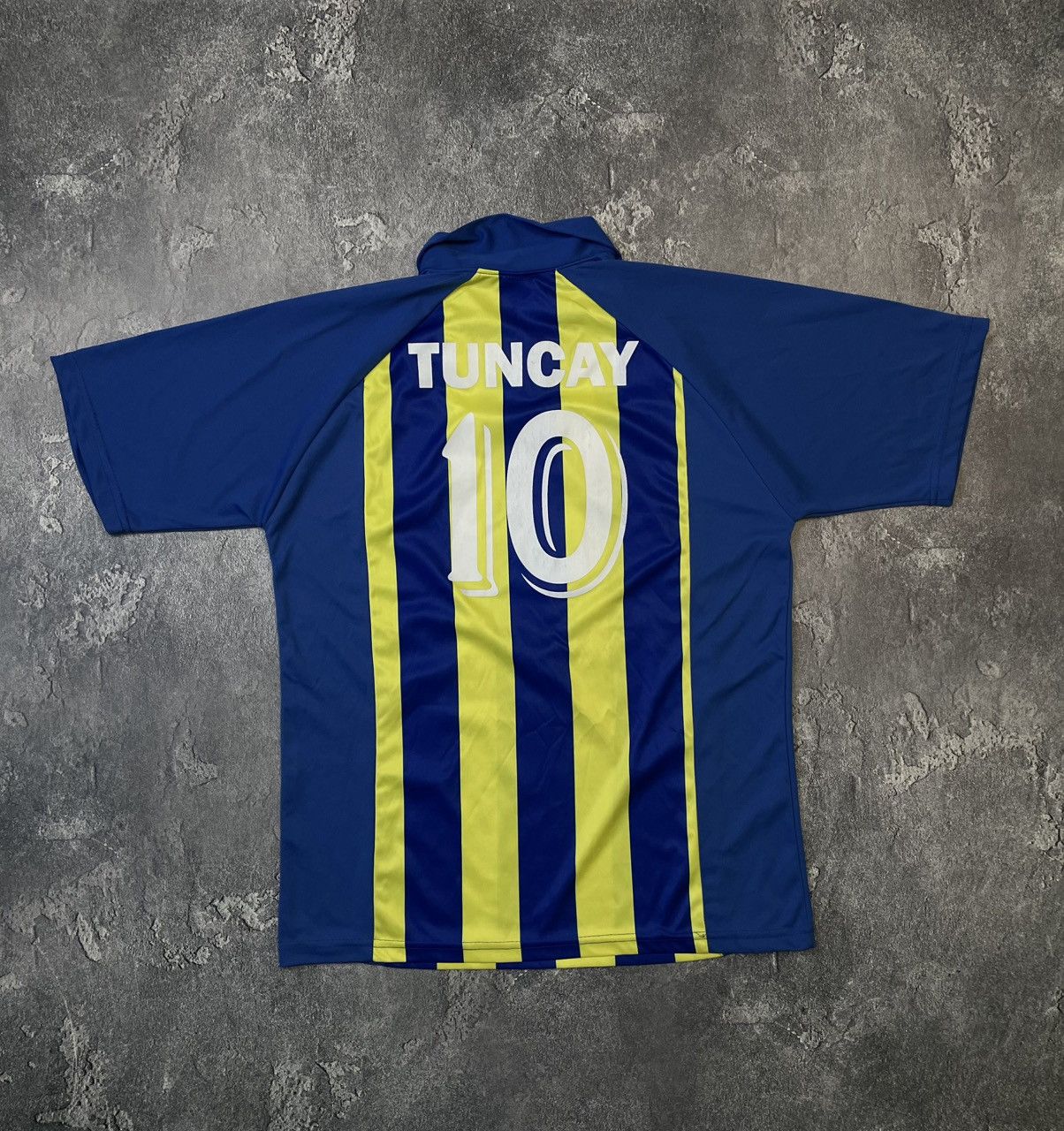 Vintage Fenerbahce 10 Tuncay vintage soccer jersey Size US M / EU 48-50 / 2 - 5 Thumbnail