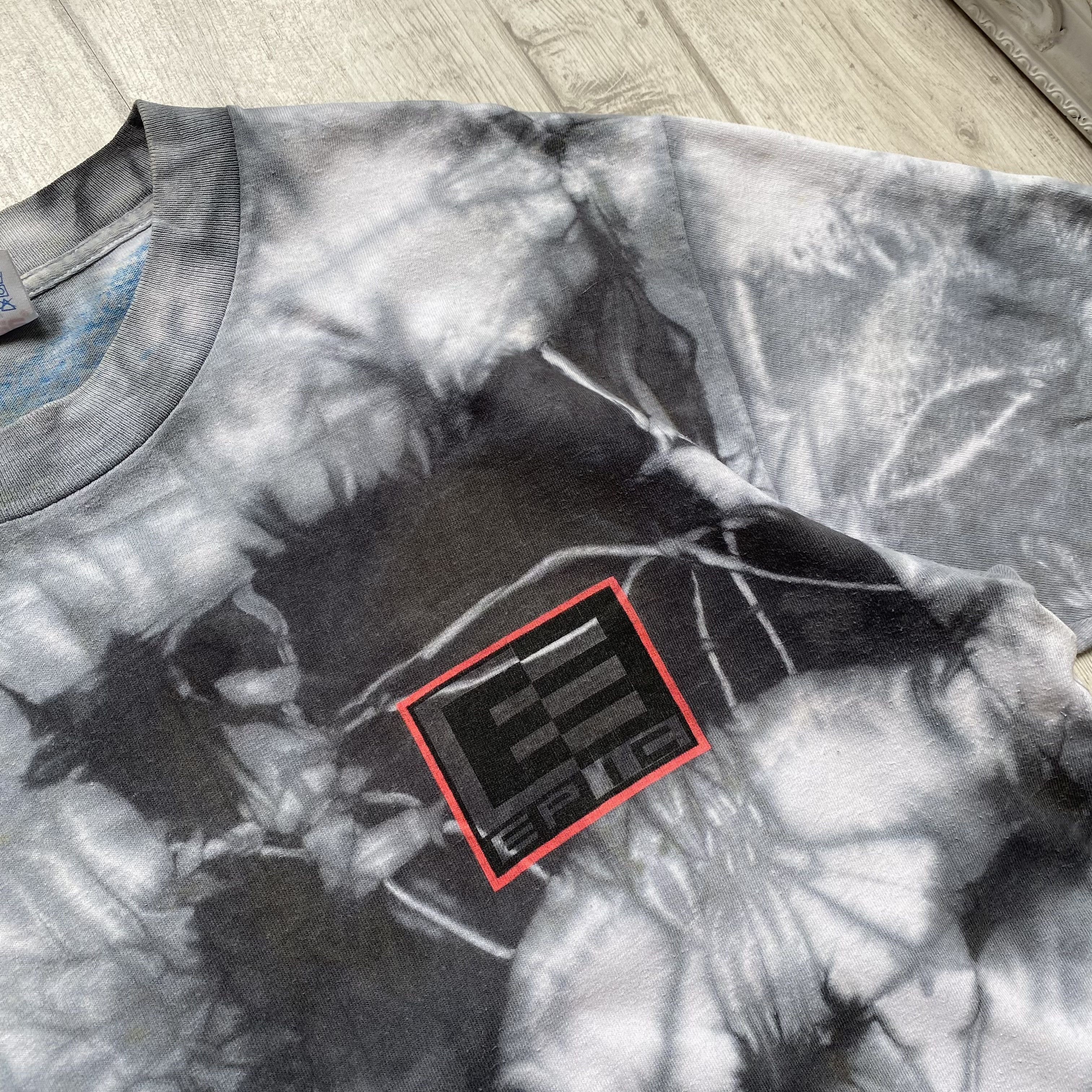 Rip Curl 🏄🏼‍♂️ Vintage 90s Surf & Skate Epic tee Oneill Billabong Size US M / EU 48-50 / 2 - 6 Thumbnail