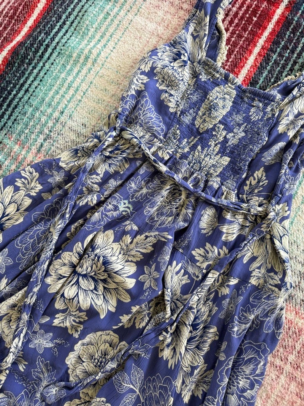 Vintage Women's Nostalgia Blue & White Floral Asymmetrical Rayon Wra Size M / US 6-8 / IT 42-44 - 4 Thumbnail
