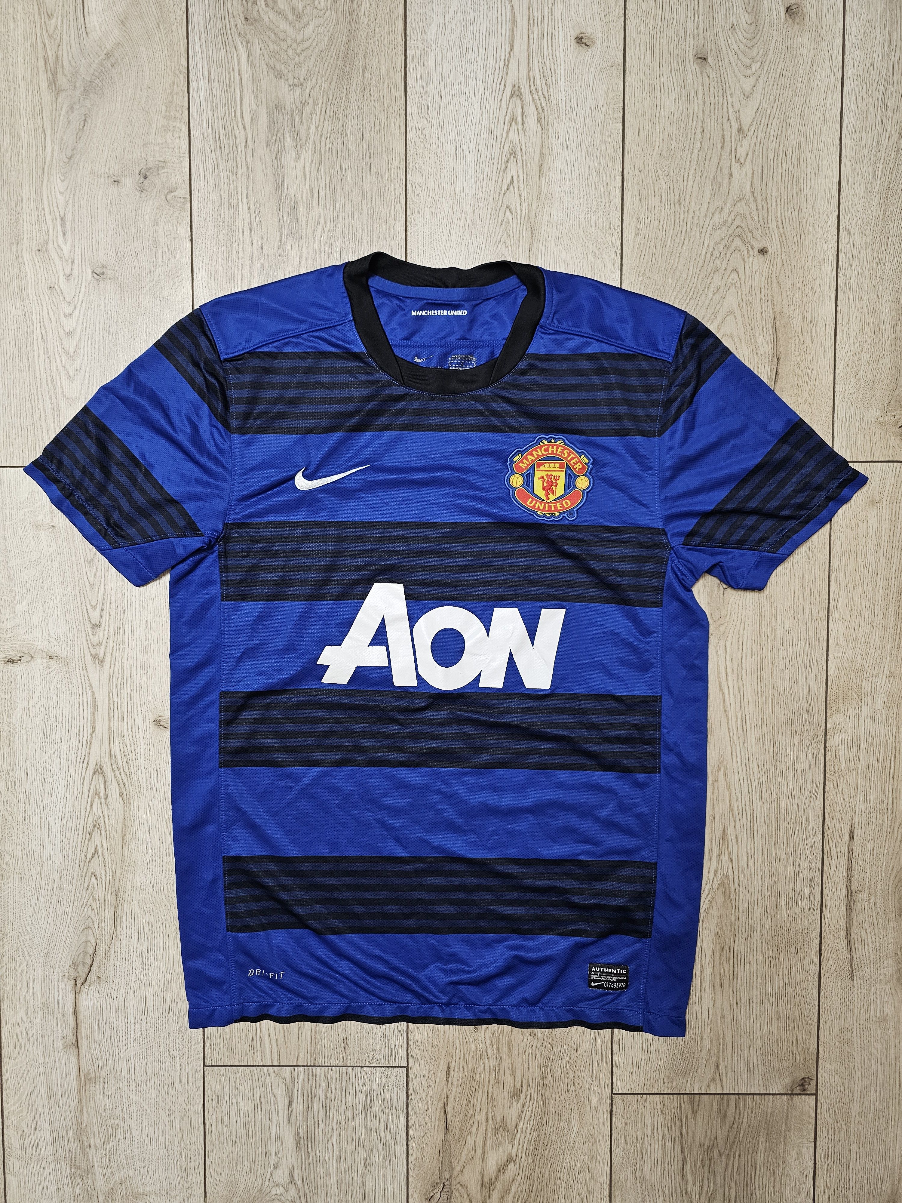 Nike MANCHESTER UNITED 2011 2012 AWAY FOOTBALL SOCCER JERSEY Size US M / EU 48-50 / 2 - 1 Thumbnail