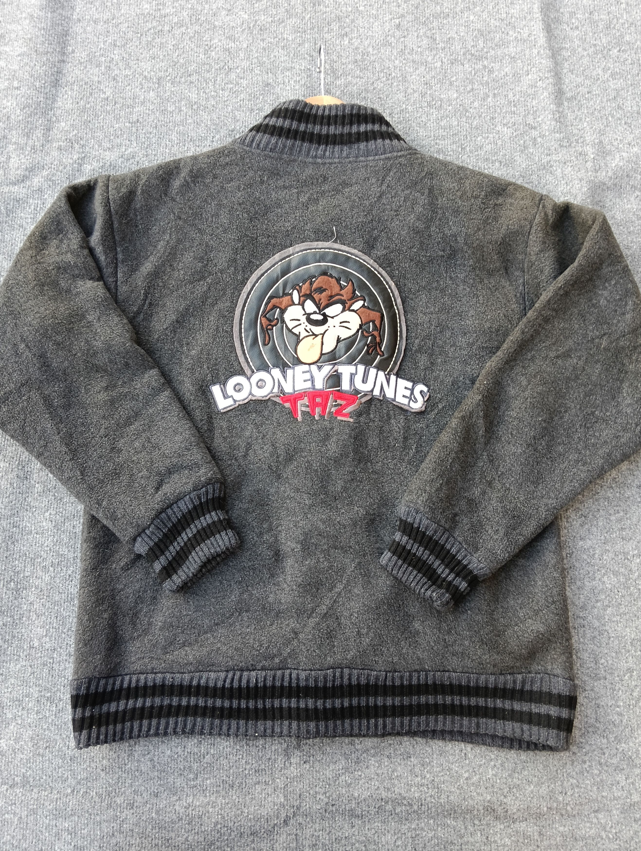 Warner Bros Vintage Tasmanian devil jacket. Size US M / EU 48-50 / 2 - 9 Thumbnail