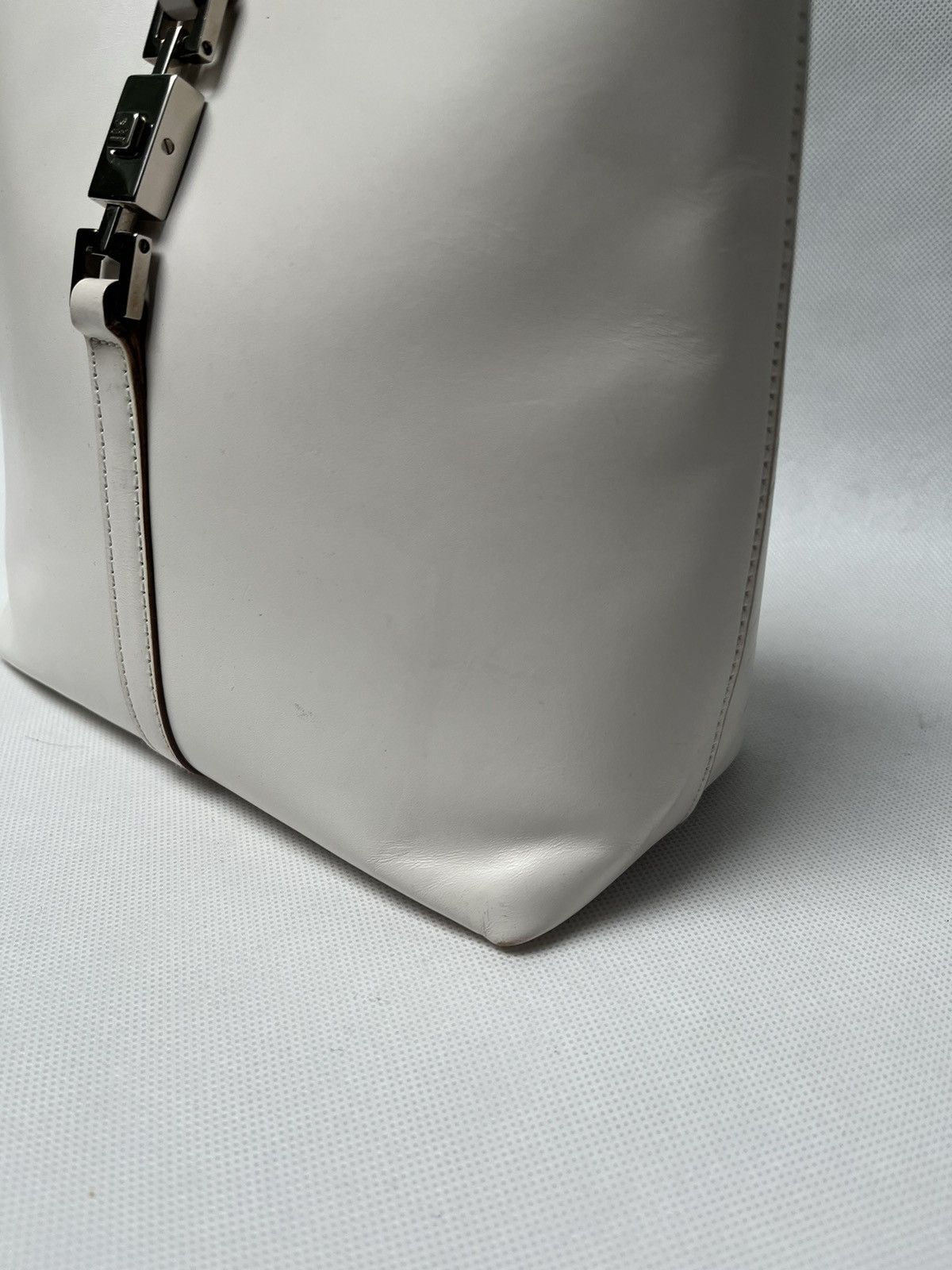 Gucci Vintage Gucci white shoulder bag by Tom Ford Size ONE SIZE - 14 Thumbnail