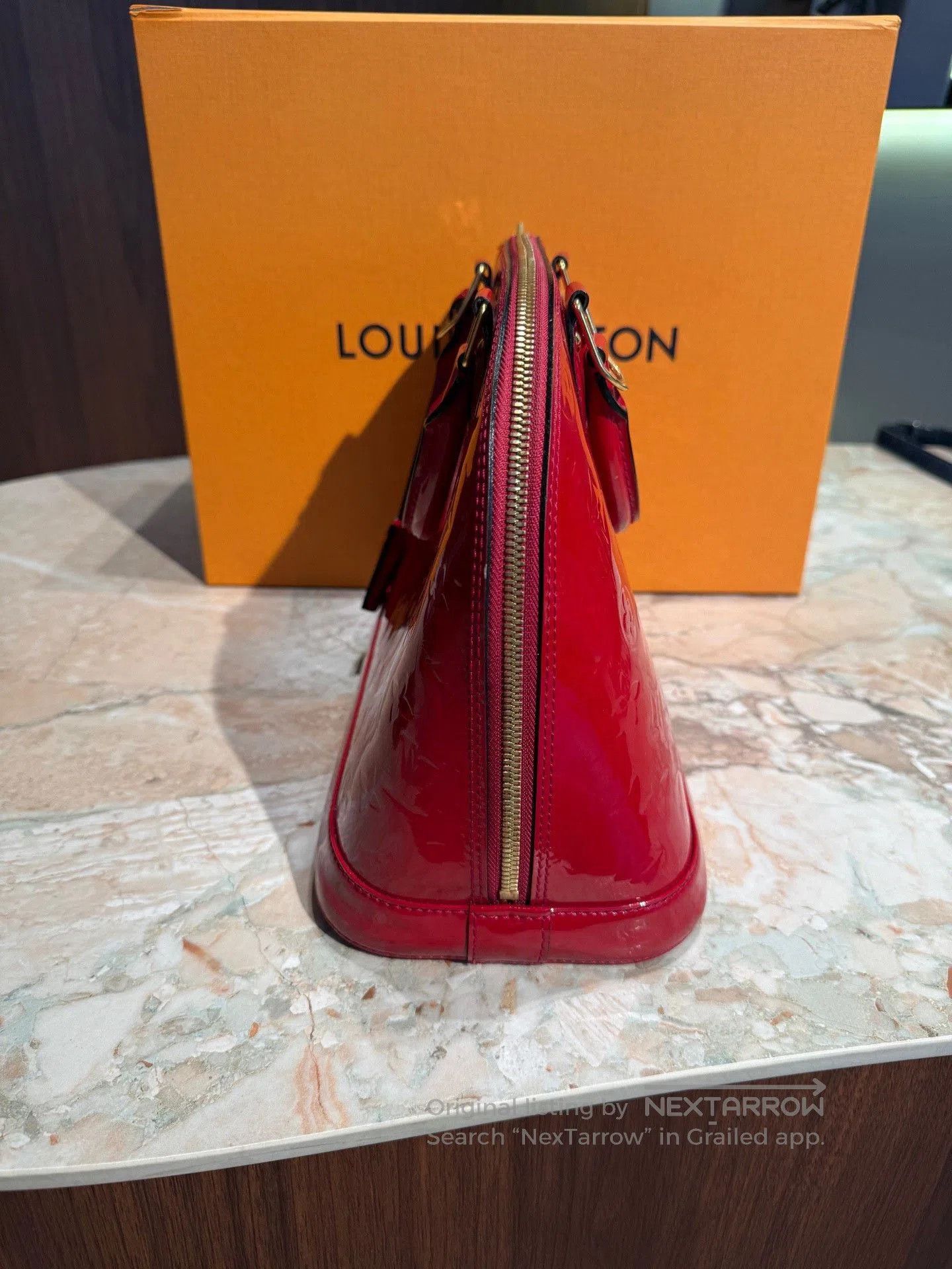Louis Vuitton LV Alma Patent Leather Red Shell Bag. Size ONE SIZE - 4 Thumbnail