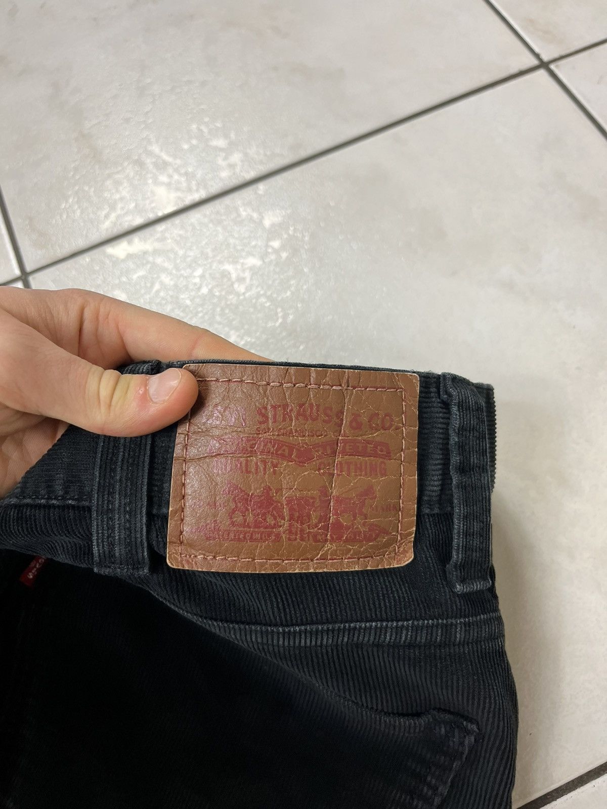Levi's × Levi's Vintage Clothing × Vintage Vintage Levi’s 549 low loose corduroy pants velvet y2k cords Size US 38 / EU 54 - 21 Thumbnail