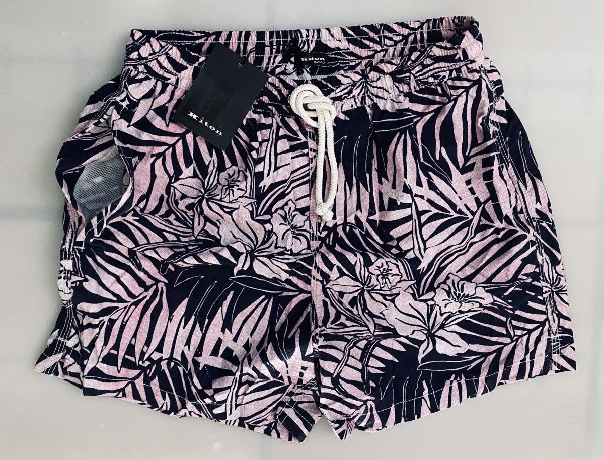 Kiton Kiton 🇮🇹 fuchsia/navy palm frond resort swim trunks S NWT Size US 32 / EU 48 - 2 Thumbnail