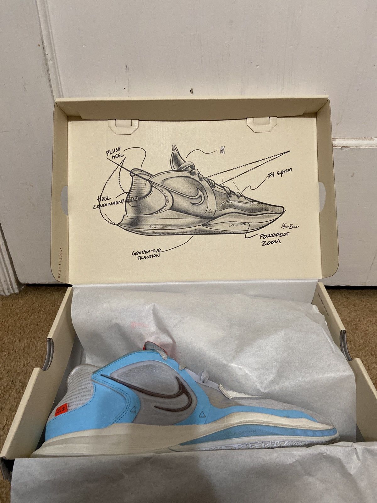 image of Nike Kyrie Low 5 Shoes in Blue, Men's (Size 10.5)