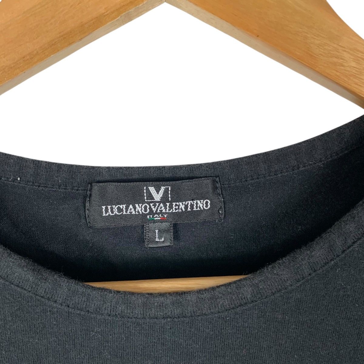 Other Vintage LUCIANO VALENTINO ITALY Center Logo Tee Shirt Top Size L / US 10 / IT 46 - 9 Thumbnail