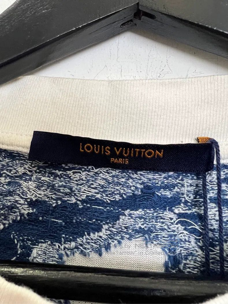 Louis Vuitton Louis Vuitton Pattern jacquard knit full print round neck Size US L / EU 52-54 / 3 - 3 Thumbnail