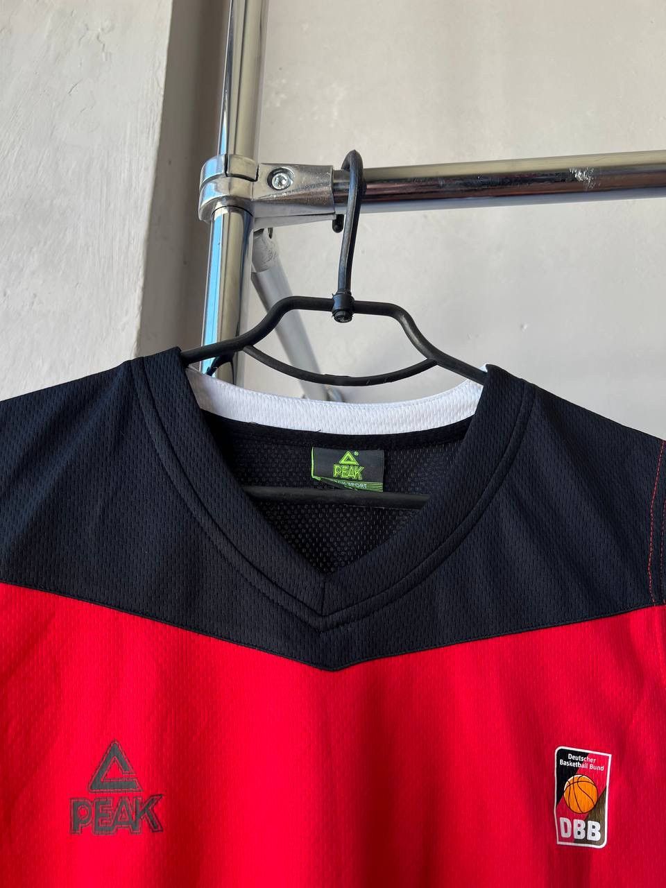 Sports Specialties 2024/25 DBB DEUTSCHLAND GERMANY TEAM PEAK BASKETBALL JERSEY Size US S / EU 44-46 / 1 - 4 Thumbnail