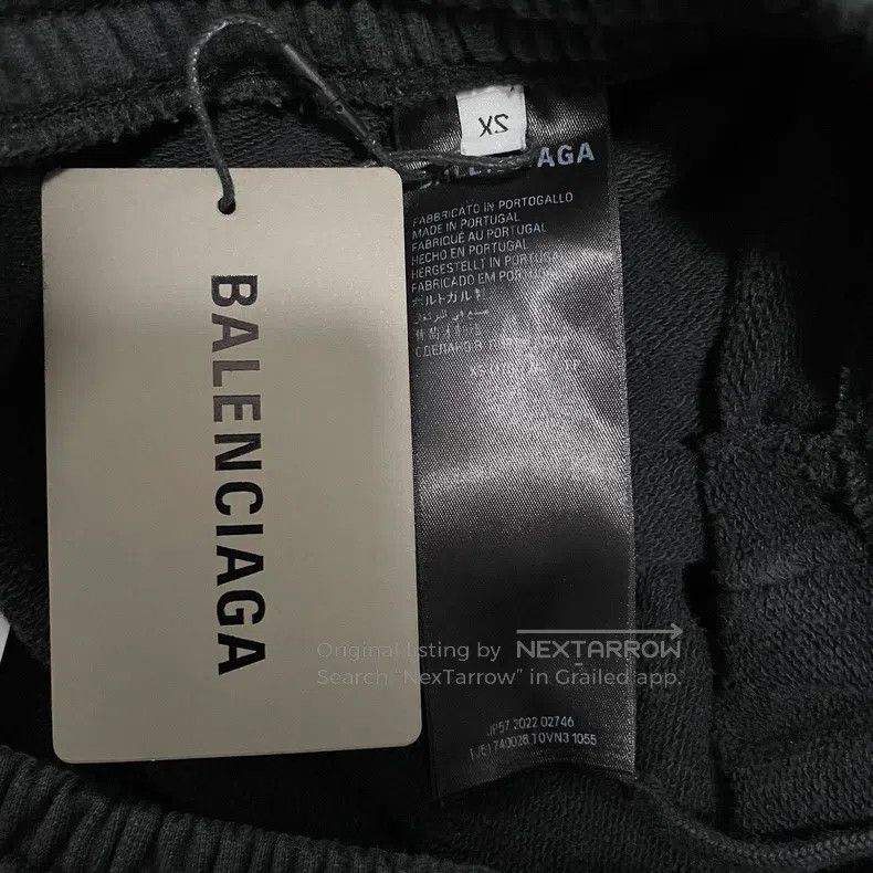 Balenciaga Balenciaga size XS Manchester United badge embroidered log Size US 27 - 4 Thumbnail