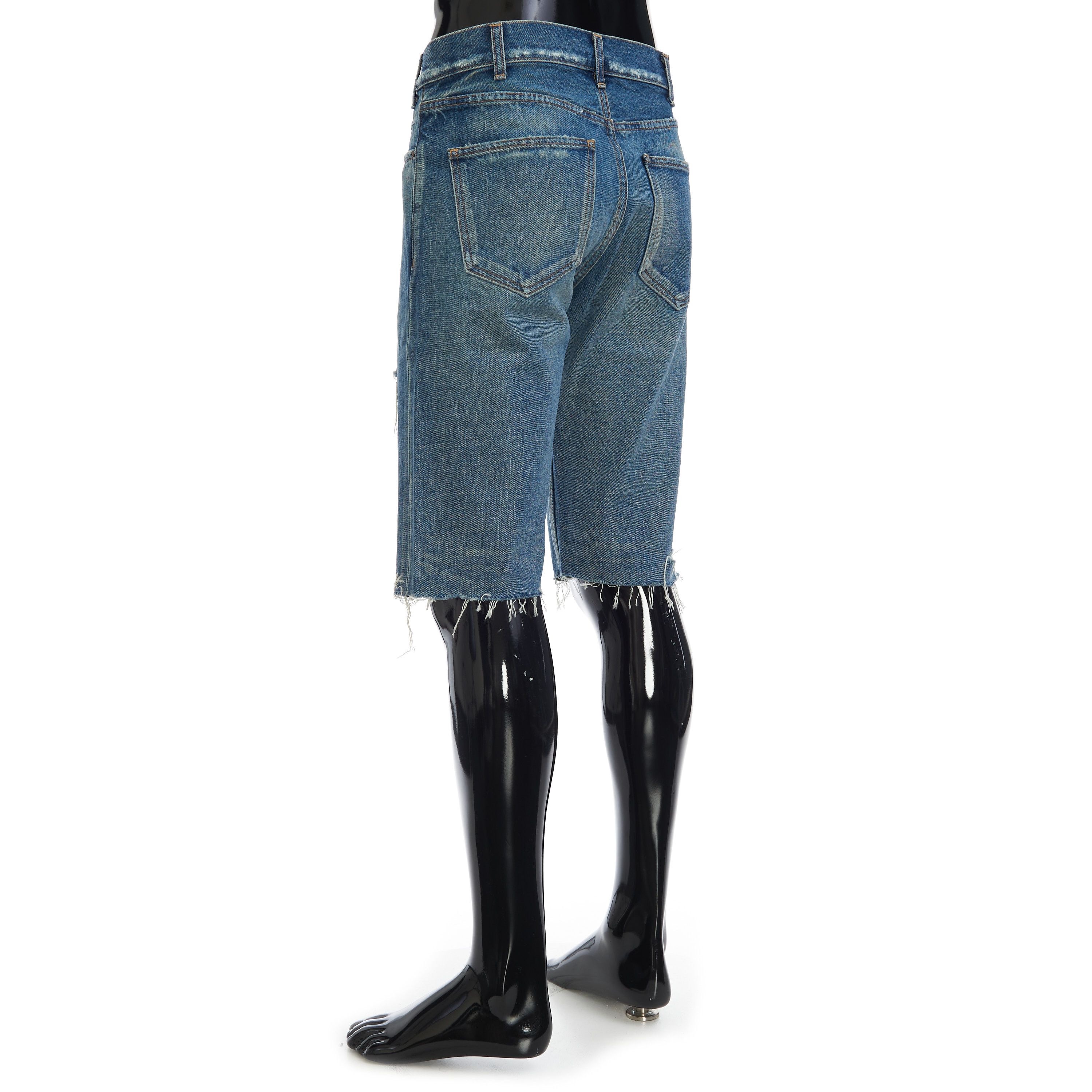 Celine Kurt Mid-Rise Shorts In Destroyed Thrash Wash Denim Size US 29 - 4 Thumbnail