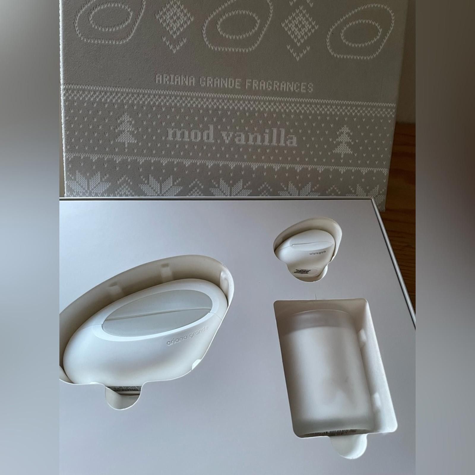 Other NEW Ariana Grande MOD Vanilla 3-Piece Gift Set Size ONE SIZE - 2 Thumbnail