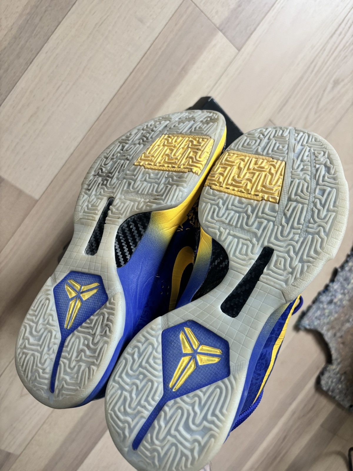 Nike Kobe 5 protro 5 Rings Size US 9.5 / EU 42-43 - 4 Thumbnail