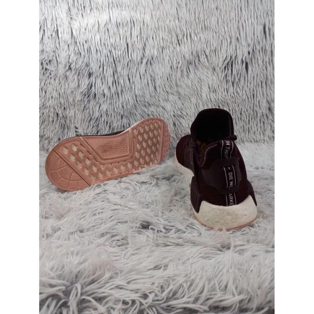 Adidas Adidas NMD XR1 Burgundy Boost Sneakers Size US 10 Size US 10 / IT 40 - 9 Thumbnail