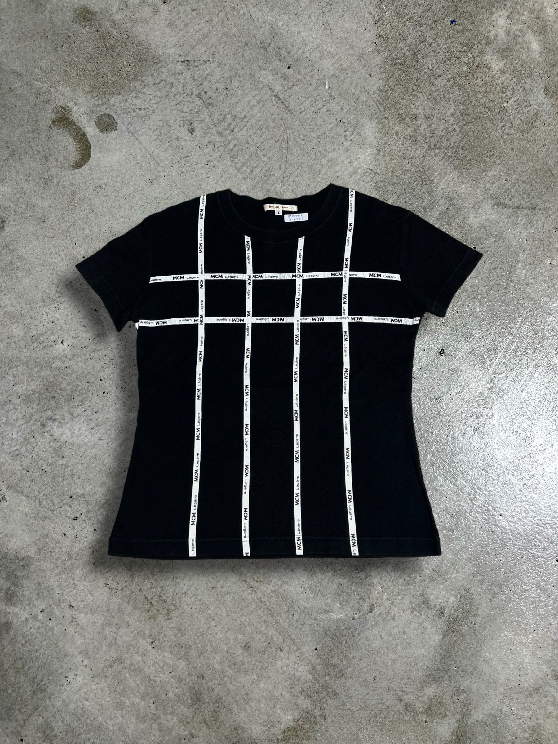 MCM MCM Légère Monogram Tee (L) GTMPT418 Size L / US 10 / IT 46 - 1 Thumbnail