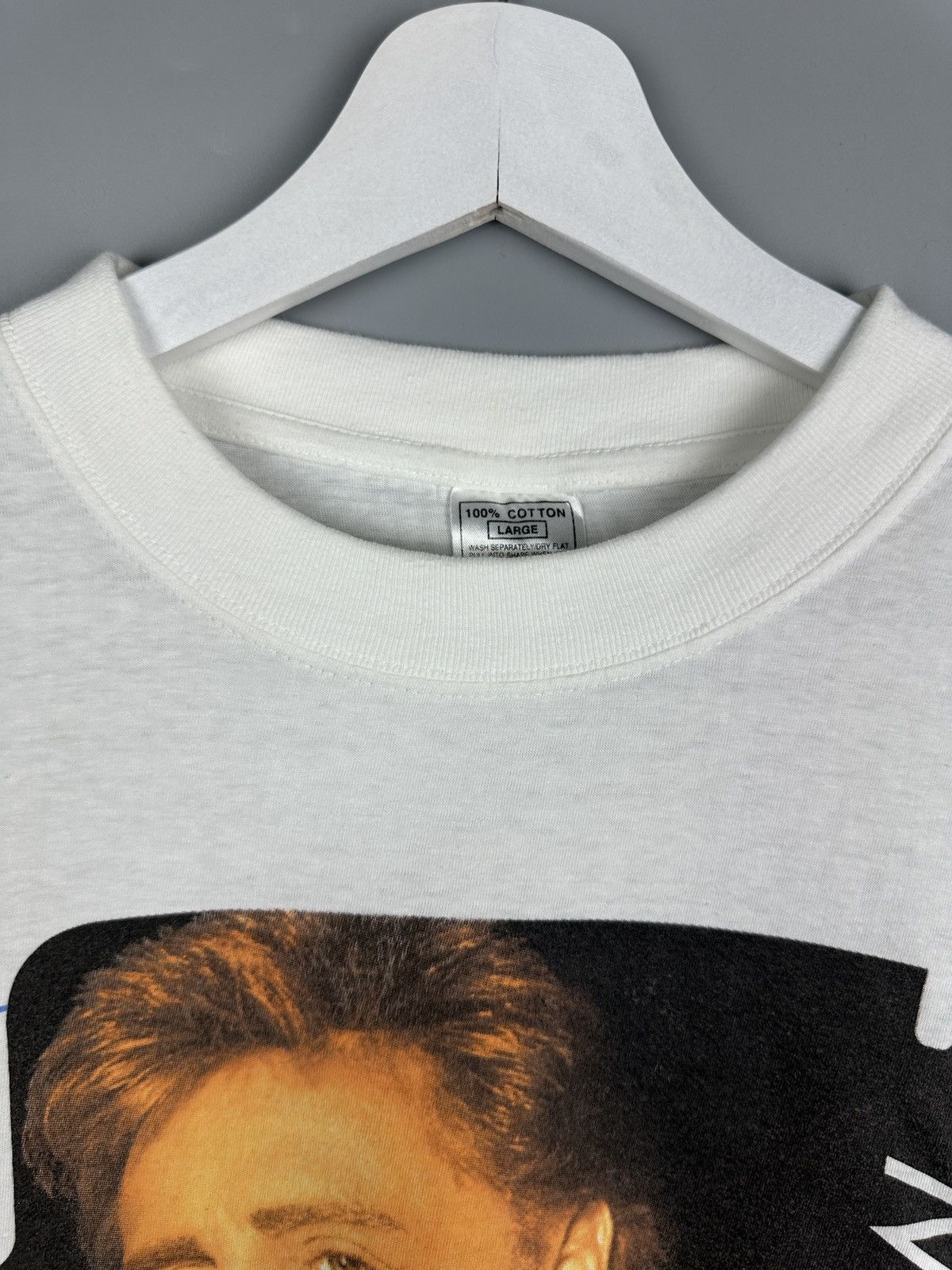 Band Tees 1997 Vintage Barry Manilow World Tour T Shirt Rock Metal 90s Size US L / EU 52-54 / 3 - 7 Thumbnail