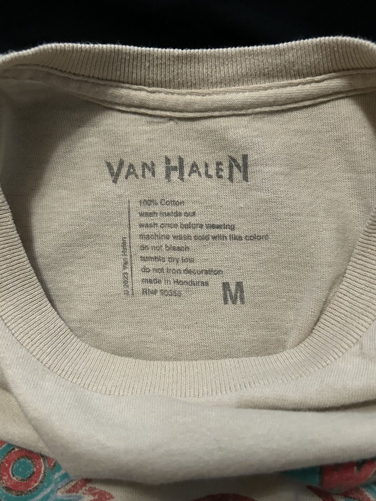 Band Tees VAN HALEN 1984 TOUR OF THE WORLD Size US M / EU 48-50 / 2 - 3 Thumbnail