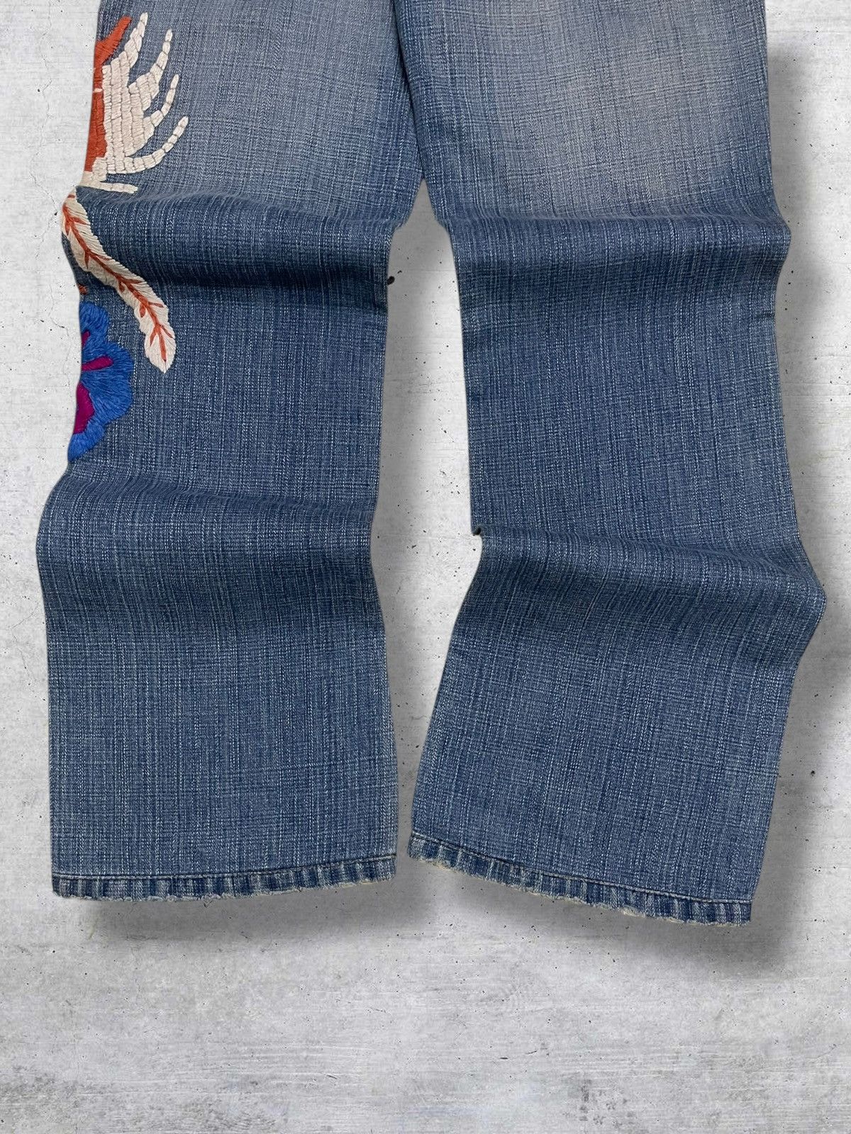 Tornado Mart VINTAGE SWITCH USA 90S OG DESIGNER EMRBOIDERED PHOENIX DENIM Size US 29 - 11 Thumbnail