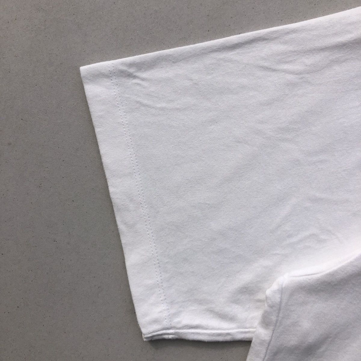 Uniqlo RARE🔥 My Life With Animal Size US M / EU 48-50 / 2 - 5 Thumbnail