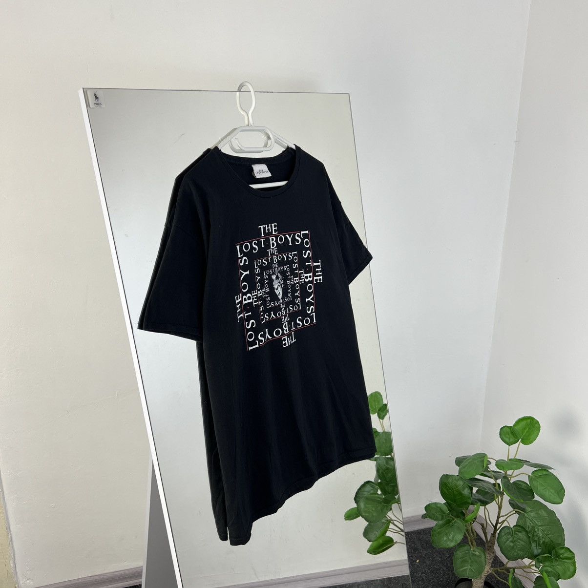 Vintage Vintage The Lost Boys Movie T-Shirt Size US XXL / EU 58 / 5 - 1 Thumbnail