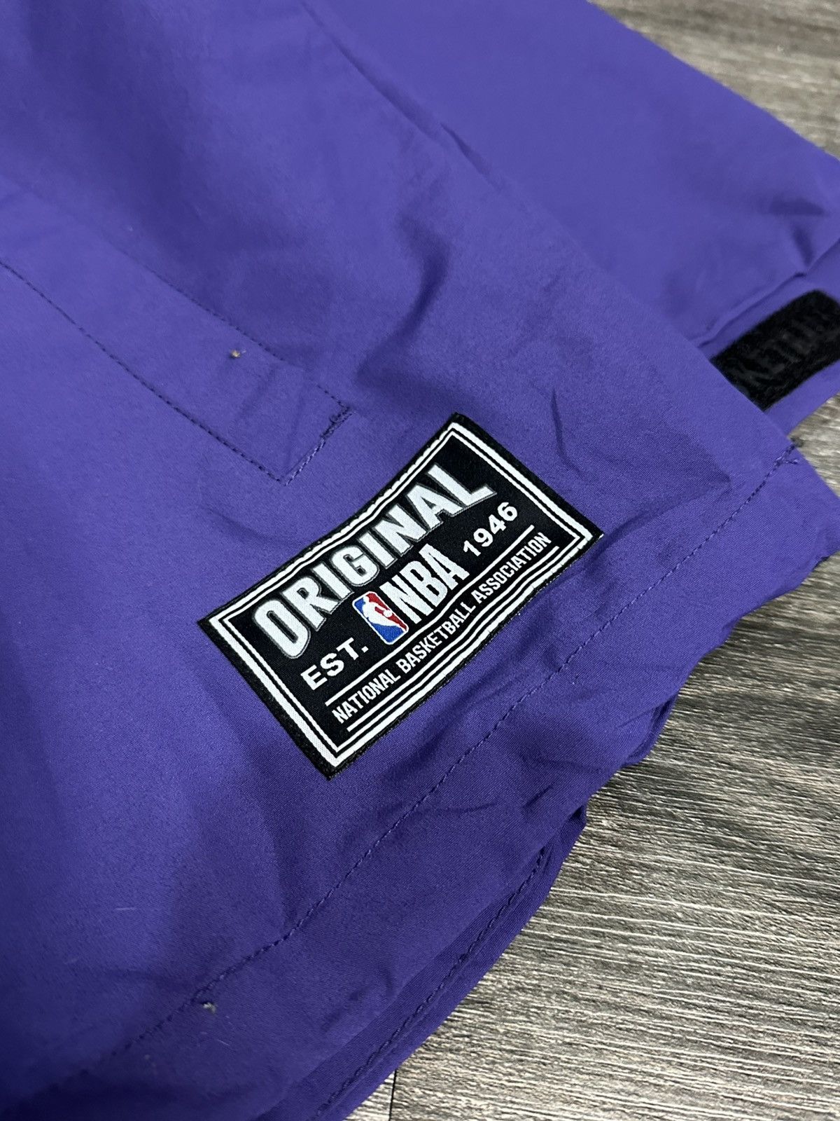 NBA Los Angeles Lakers jacket Size US L / EU 52-54 / 3 - 6 Thumbnail