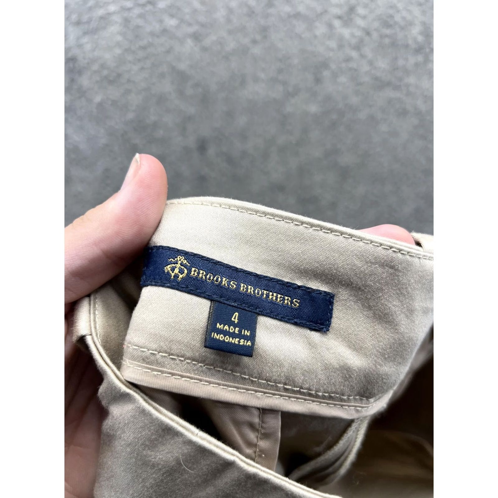 Brooks Brothers Brooks Brothers Pants Womens 4 Beige Twill Capri Pleated Cuffed Stretch Casual Size 27" / US 4 / IT 40 - 2 Thumbnail