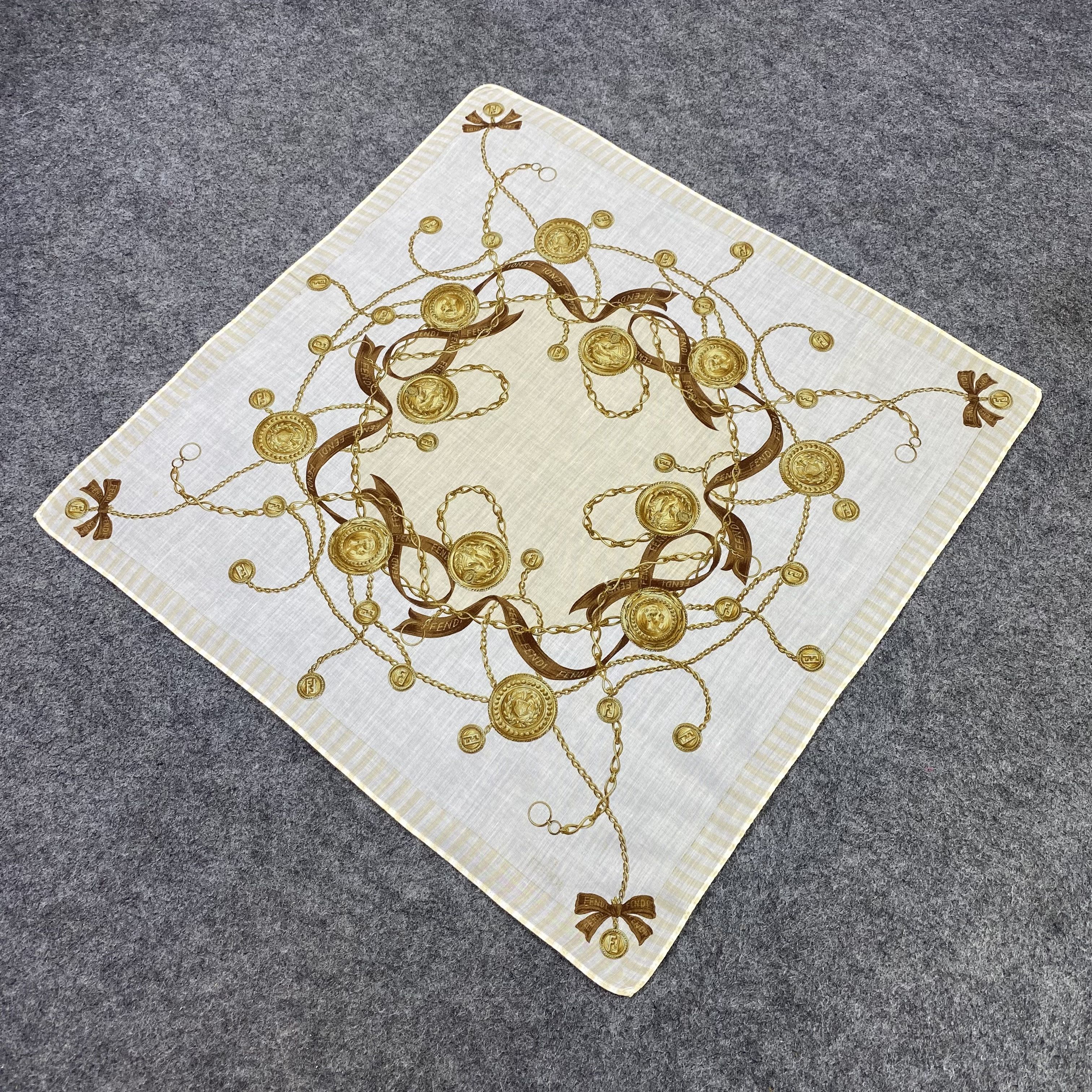 Fendi Fendi Handkerchief Neckerchief Bandana-B2066 Size ONE SIZE - 4 Thumbnail